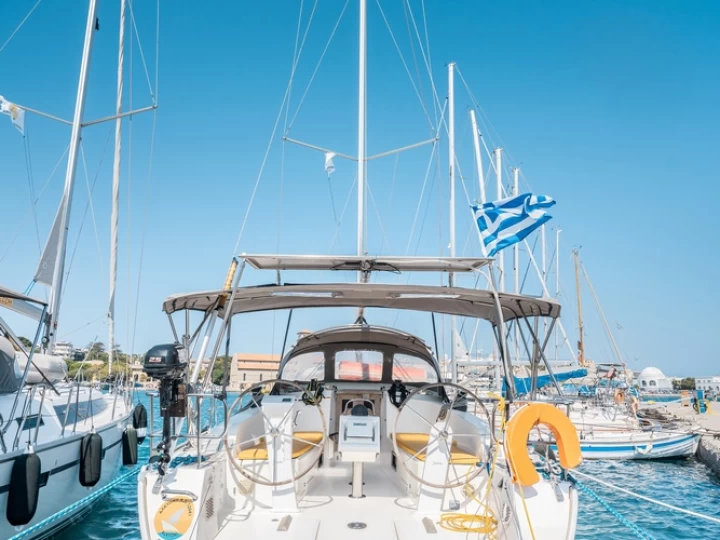 Sailboat hire in Rhodes (City) - Bavaria Cruiser 41