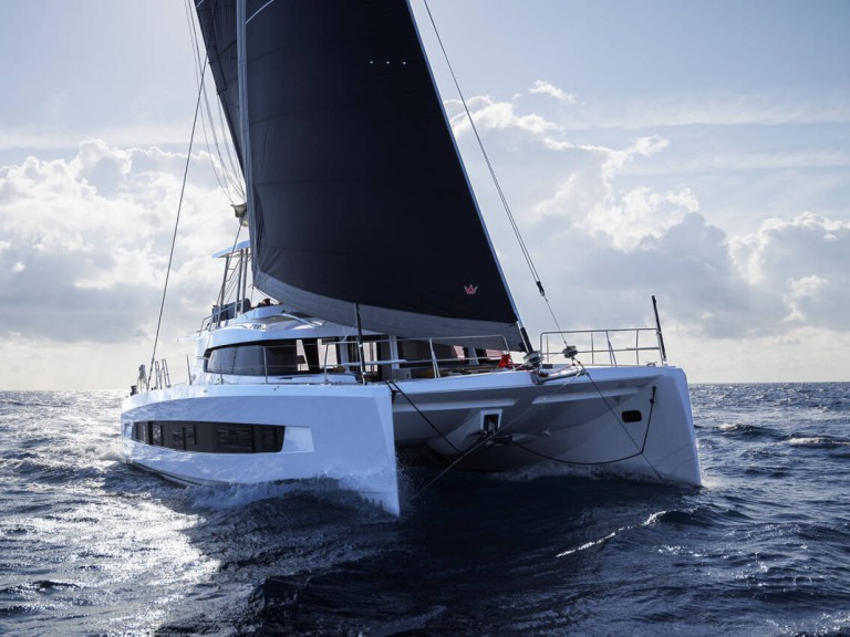 Hire a Bali Bali 5.2 - 5 + 2 cab. Trogir