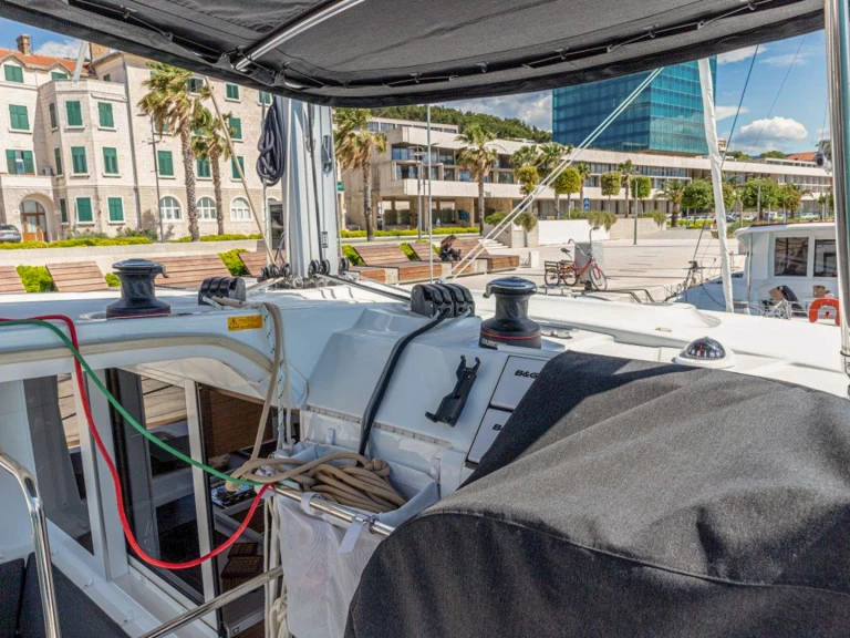 Hire a Lagoon Lagoon 40 Komolac