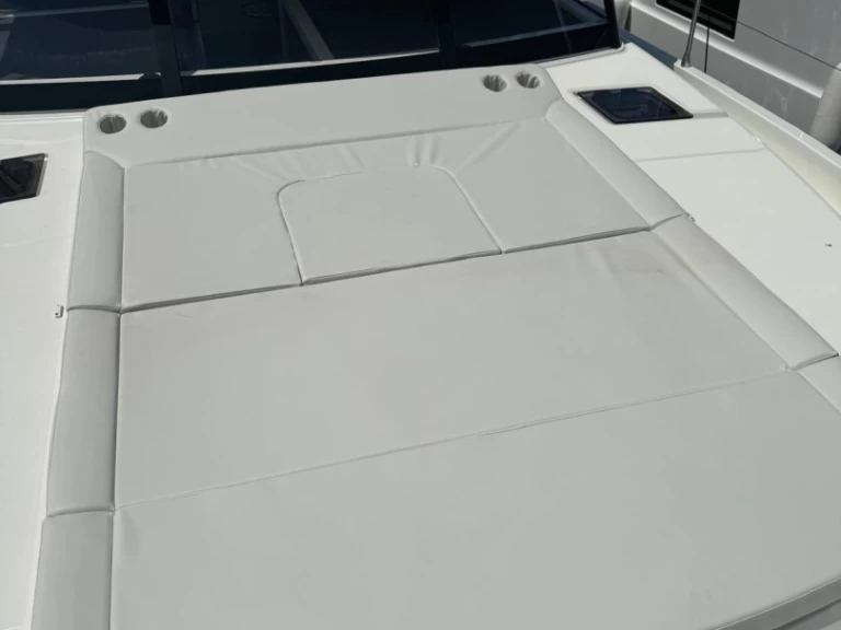 Yacht charter Rogoznica - Bénéteau Swift Trawler 48 on SamBoat