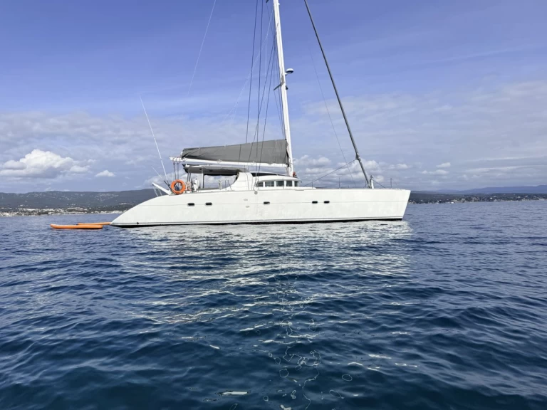 Yacht charter Ajaccio - Lagoon Lagoon 570 on SamBoat