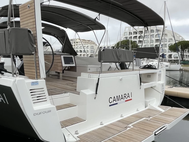 Hire Sailboat with or without skipper Dufour Port-Camargue