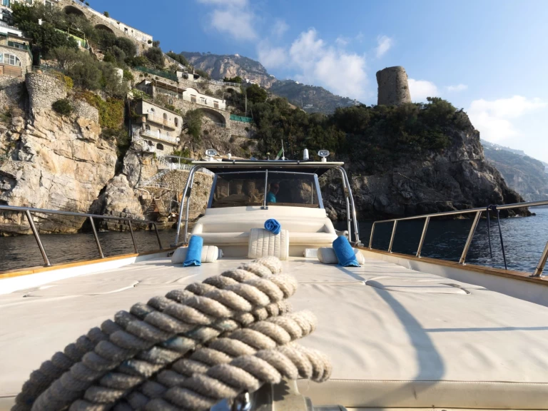 Motorboat hire in Positano - Gozzo 34 FT