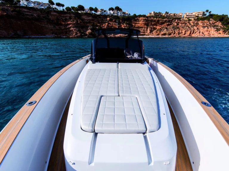 Yacht hire Monaco cheap Pardo 38