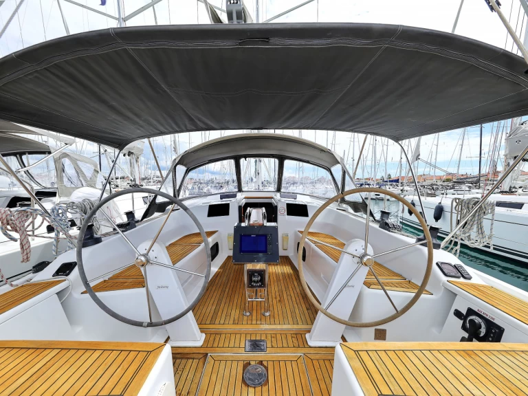 Sailboat to hire Biograd na Moru at the best price