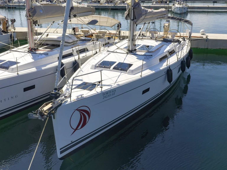 Hire Sailboat Hanse with a boat licence