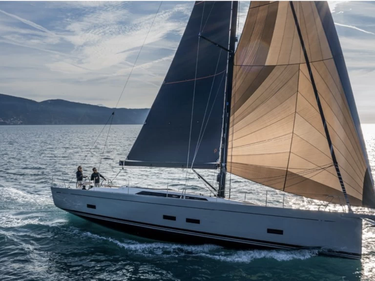 Sailboat to hire Castellammare del Golfo at the best price