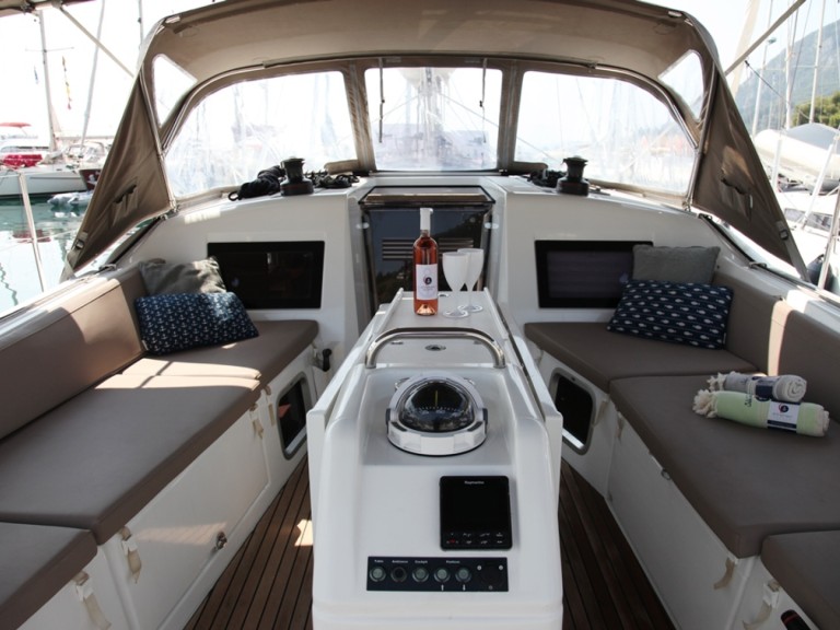 Hire a Jeanneau Sun Odyssey 410 Benitses