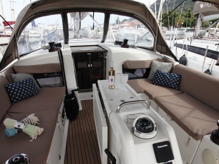 Hire a Jeanneau Sun Odyssey 440 Benitses