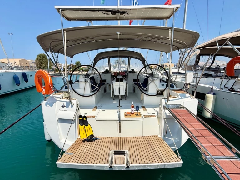 Jeanneau Sun Odyssey 469 charter bareboat or skippered in  Préveza