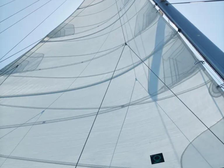 Hire a Bénéteau Oceanis 50 Family Eleusis