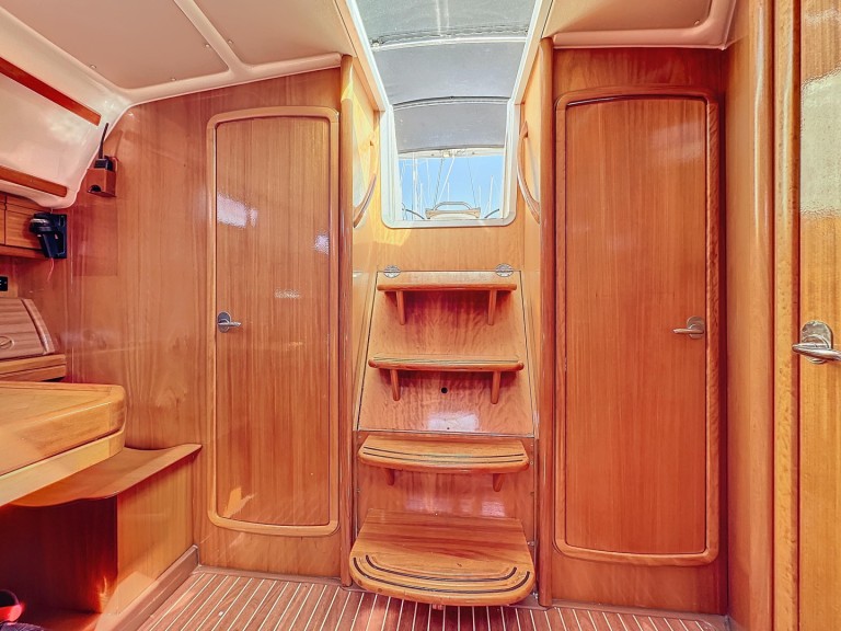 Bavaria Bavaria 42 charter bareboat or skippered in  Salamina