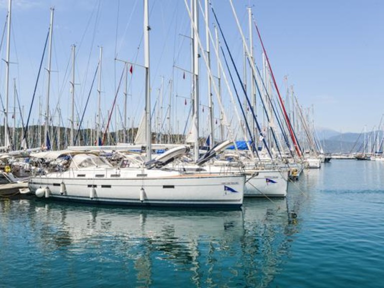Hire a Bavaria Cruiser 45 Fethiye