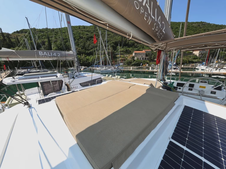 Hire Catamaran with or without skipper Bali Komolac