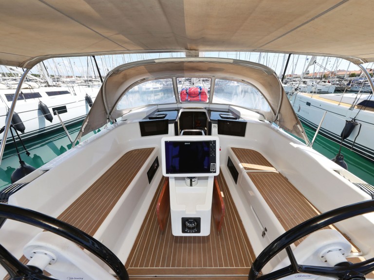 Yacht charter Biograd na Moru - Hanse Hanse 388 on SamBoat