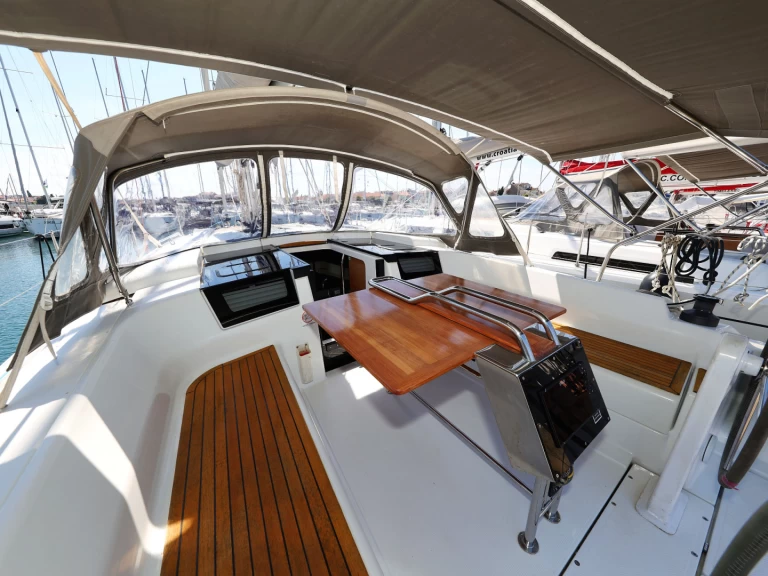 Hire Sailboat with or without skipper Hanse Biograd na Moru