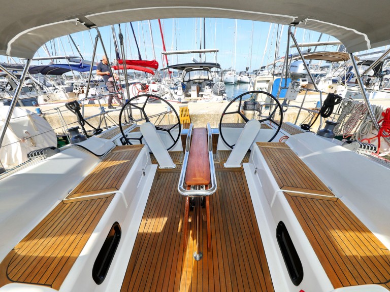 Hire Sailboat with or without skipper Hanse Biograd na Moru