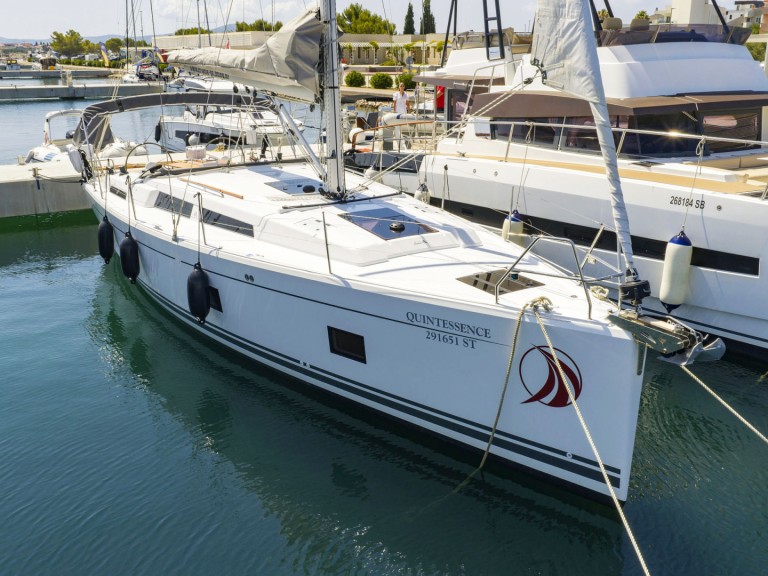 Hire Sailboat with or without skipper Hanse Sukošan