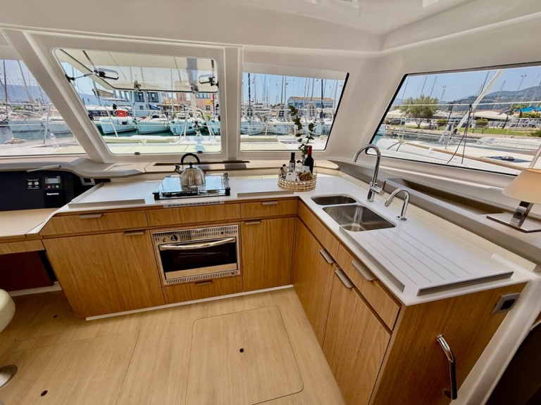 Hire Catamaran with or without skipper Bali Nydri