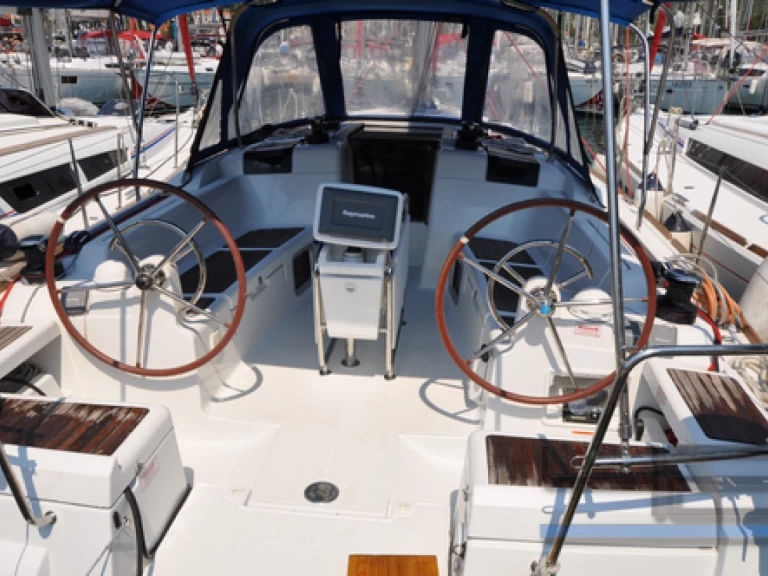 Yacht hire Fethiye cheap Sun Odyssey 409