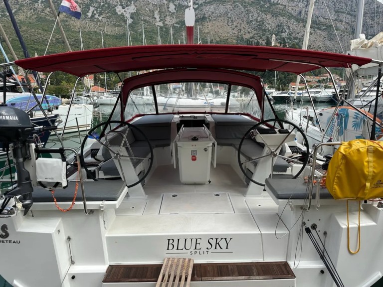 Charter a Bénéteau Oceanis 46.1 in Dubrovnik on Samboat
