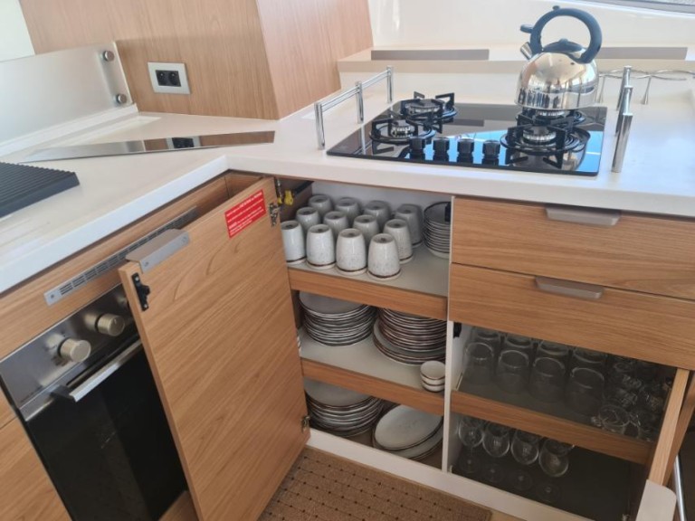 Hire Catamaran Bali with a boat licence