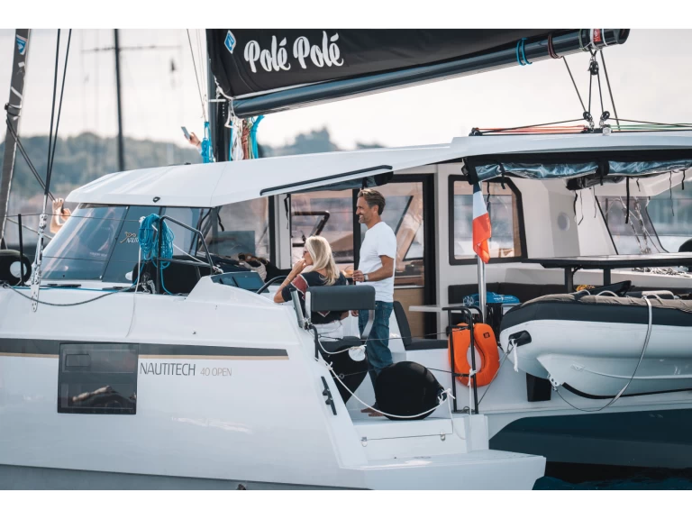 Catamaran hire in Port Grimaud - Nautitech Nautitech 40 Open 