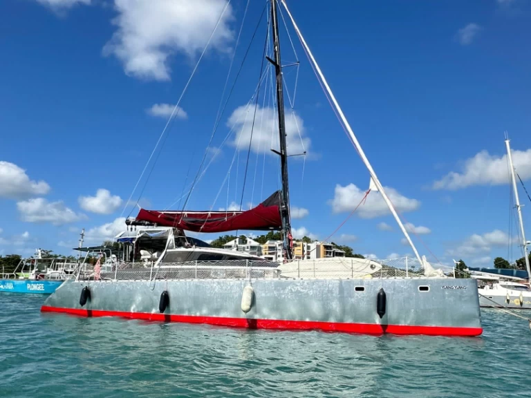 Yacht charter Pointe-à-Pitre - Lazzi 47 Plan Caroff Lazzi 47 on SamBoat