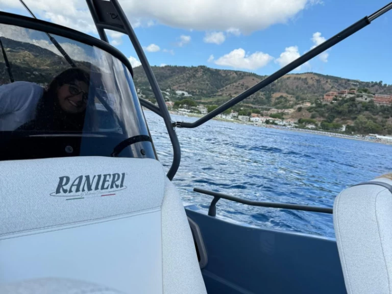 Motorboat hire in Lignano Sabbiadoro - Régal Regal 1900 RS