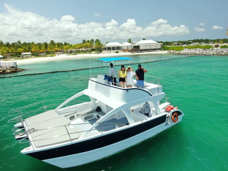 Catamaran to hire Punta Cana at the best price