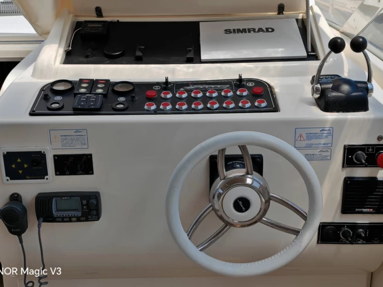 Hire a Fiart Fiart 40 Genius Palermo