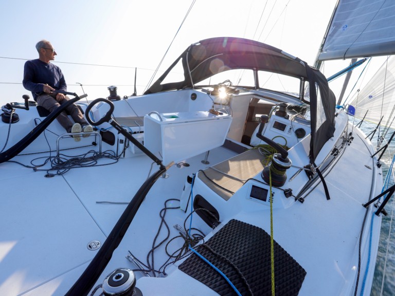 Hire Sailboat Jpk with a boat licence