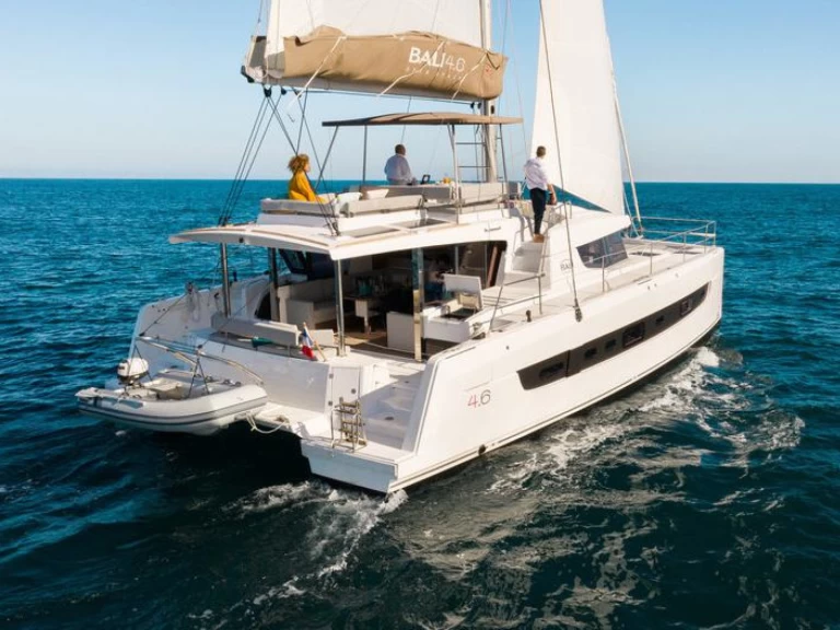 Yacht hire Sant Antoni de Portmany cheap Bali 4.6 FULL EQUIPE 