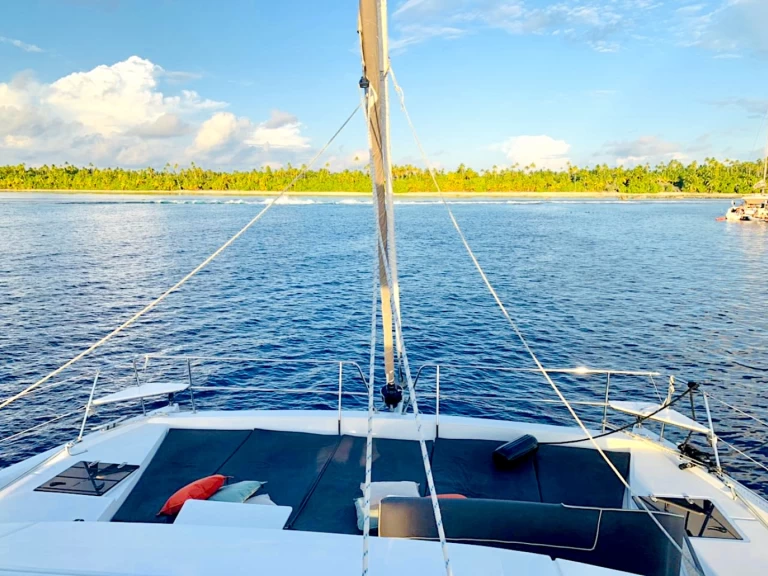 Hire a Bali Bali 4.5 Punaauia