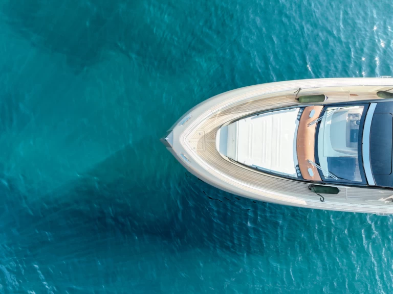 Motorboat to hire Port Pierre Canto at the best price