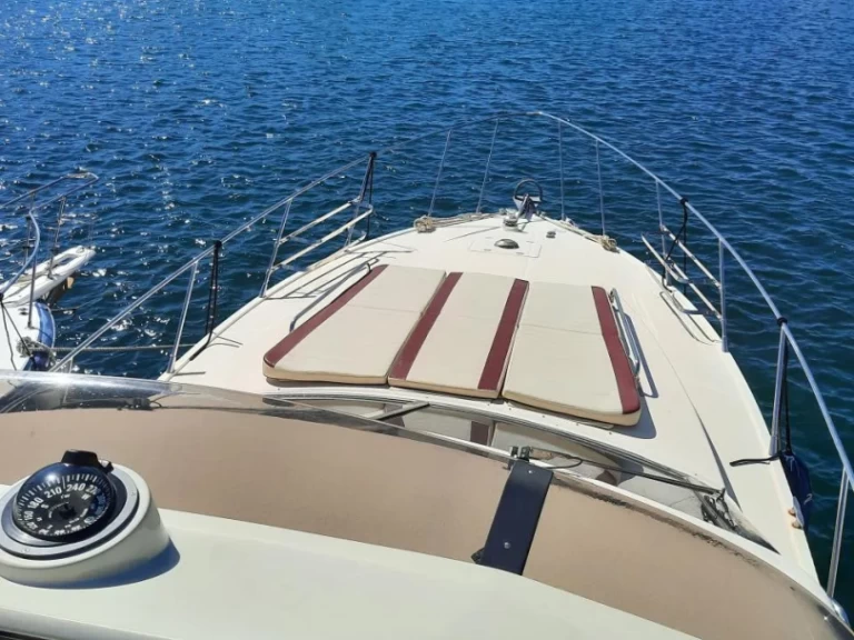 Yacht charter Pula - Riva rivarama 44 on SamBoat