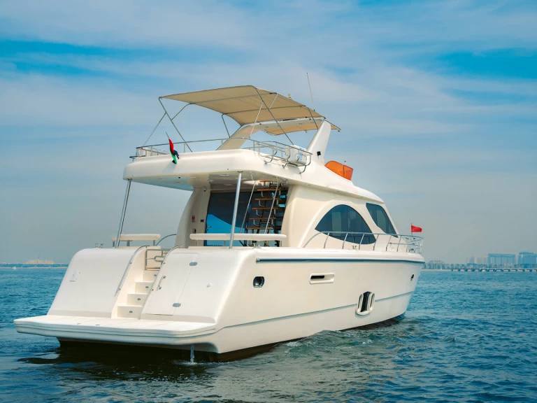 Azimut X1 charter bareboat or skippered in  Dubaï harbour