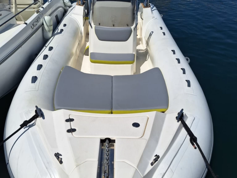 Hire RIB with or without skipper Capelli Propriano