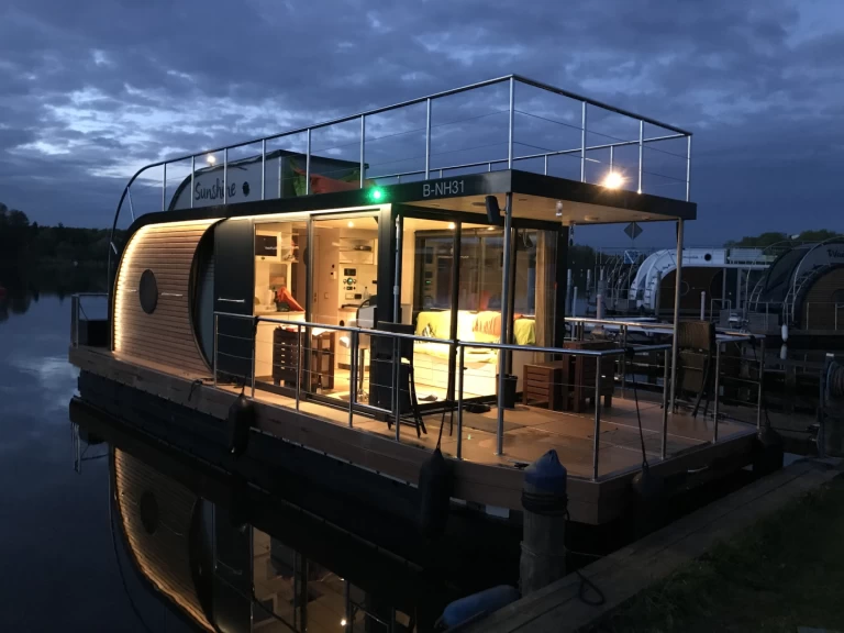 Yacht charter Buchholz - Nautilus Hausboote Apartmentboot maxi on SamBoat