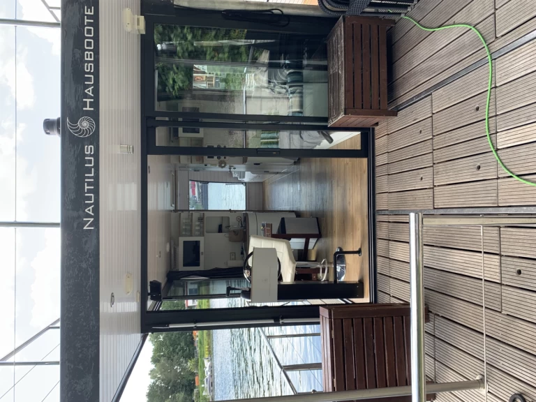 Hire a Nautilus Hausboote Apartmentboot maxi Buchholz