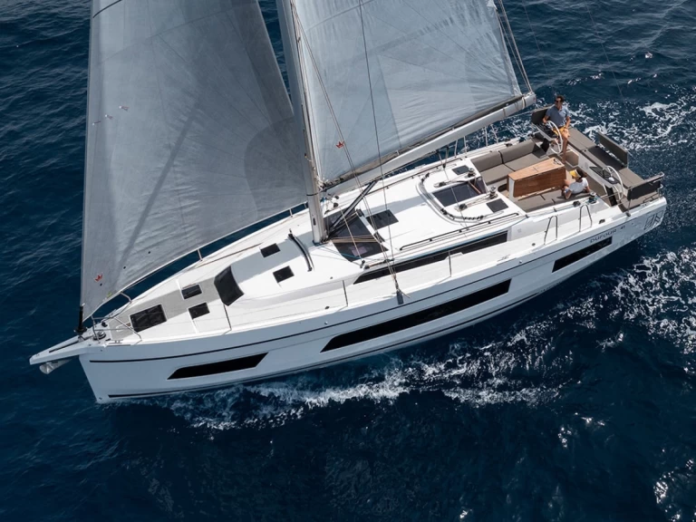 Hire Sailboat with or without skipper Dufour Palma de Mallorca