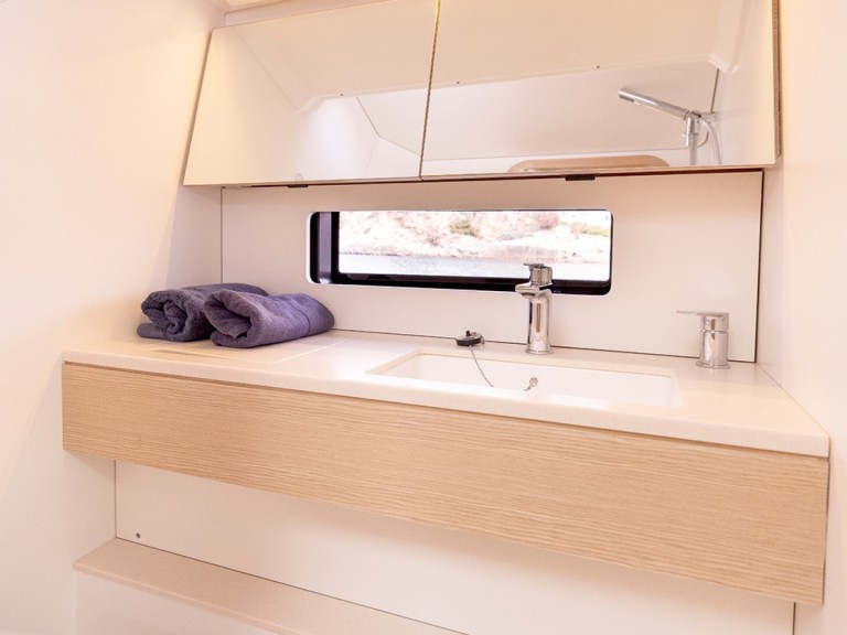 Hire Sailboat Dufour with a boat licence