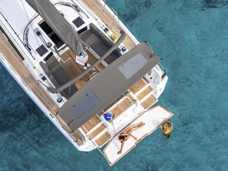 Charter a Dufour Dufour 44 in Palma de Mallorca on Samboat