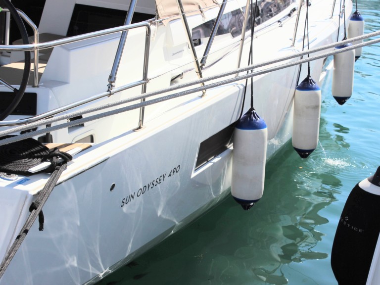 Sailboat hire in Split - Jeanneau Sun Odyssey 490