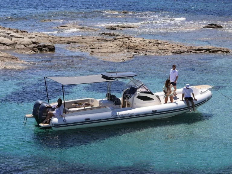 Capelli Tempest 1000 CC charter bareboat or skippered in  Port de Saint-Cyprien Méditerranée