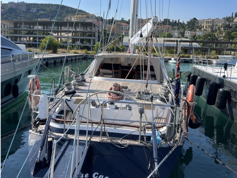 Sailboat hire in Cannes - Jongert 2000 s 