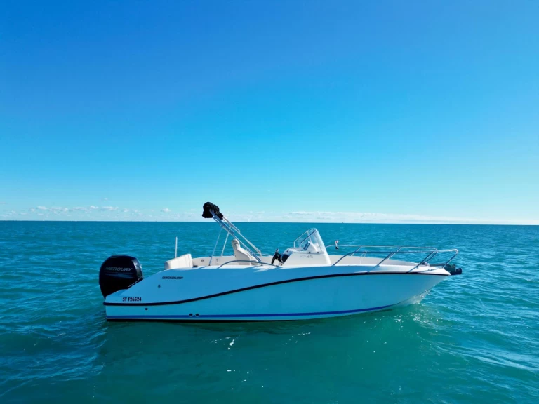 Hire Motorboat with or without skipper Quicksilver Le Cap d'Agde