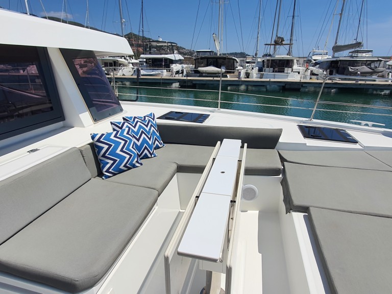 Bali Bali 4.6 charter bareboat or skippered in  Sitges