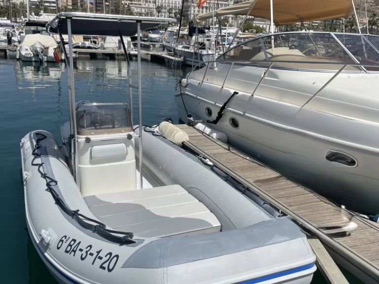 RIB hire in Calp / Calpe - Valiant DR 520