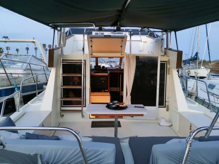 Motorboat hire in Sainte-Marie-la-Mer - Guy Couach Guy Couach 1200 Fly